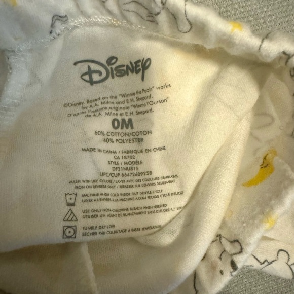 2 pc newborn neutral Winnie the Pooh set - Picture 3 of 3